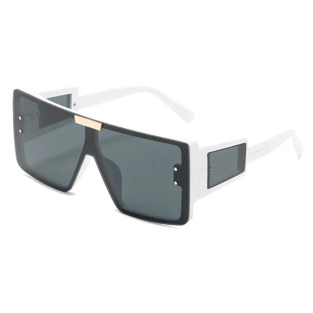 New Arrival Sunglasses “What a Time ”🕶️ in Black & White